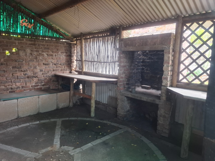 4 Bedroom Property for Sale in Kroonheuwel Free State